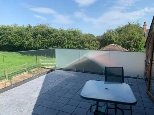 Click Here To Enlarge This Photo Of Garage with Balcony